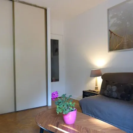 Apartment Avec Terrasse Aux Portes De Paris *